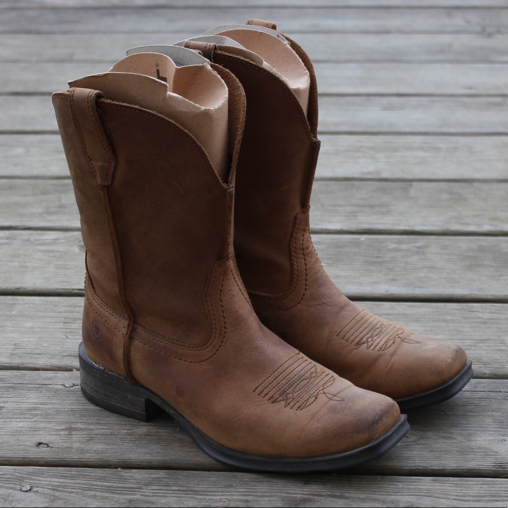 Ariat Women’s Rambler Western Boot Size 8